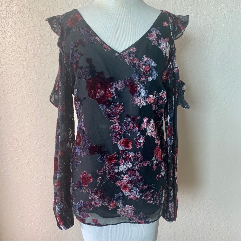 Blouse with velvet floral detail